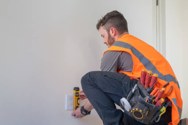 Best Circuit Breaker Repair  in North Bellmore, NY